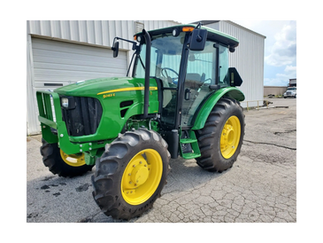 John Deere 5083E