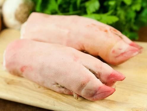 Free Range Pork Trotters - Bulk 20kg Pack ($6.50 per kg)