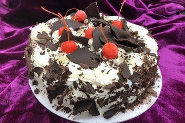 Whipped Cream Cakes | Helfers Pastries &amp; Deli