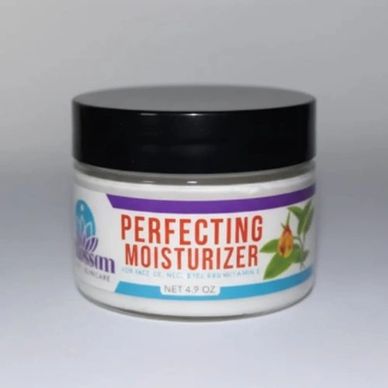 BLOSSOM BEAUTY SKIN CARE PERFECTING MOISTURIZER IN FORT LAUDERDALE, FLORIDA