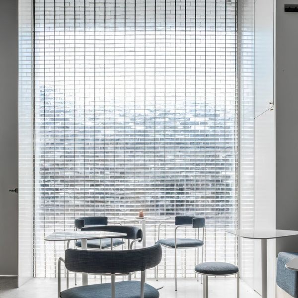 Venetian blinds
