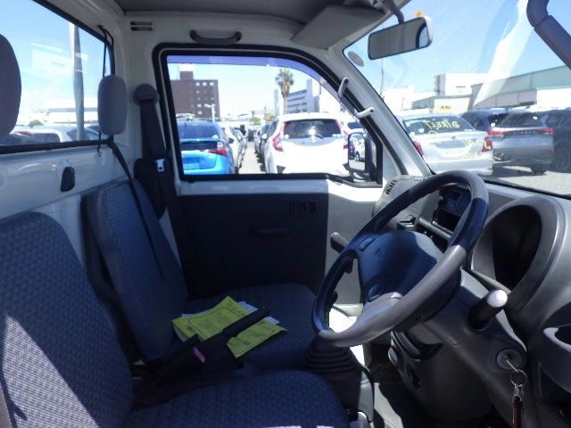 2007 Daihatsu Hijet JDM car for sale — photo 6 of 9