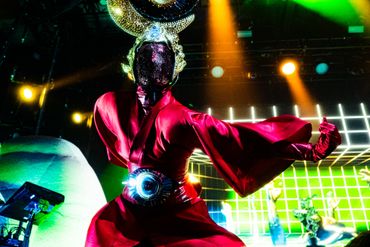 Empire of the Sun 
Radius Chicago