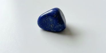 lapis-lazuli-raw-stone-wisdom-and-truth.jpg