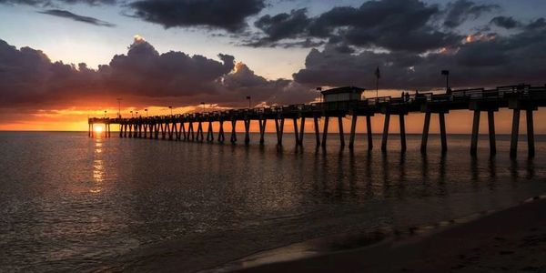 Florida's Gulf coast has the best sunsets (with the green flash).