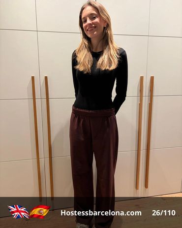 Professional hostess supporting exhibitors at an international trade fair in Barcelona