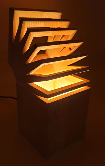 Yawning top light sculpture from Slick Woodcraft