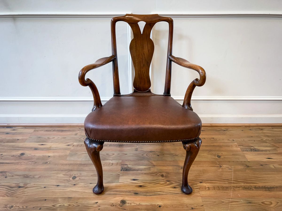 Queen anne best sale chair with arms