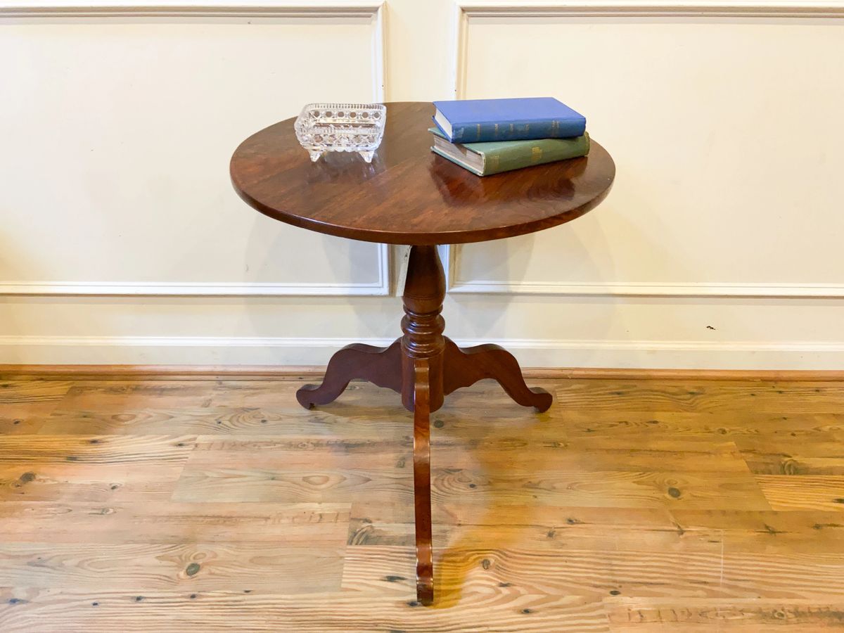 ***SOLD***Vintage Solid Mahogany Round Pedestal Side Table