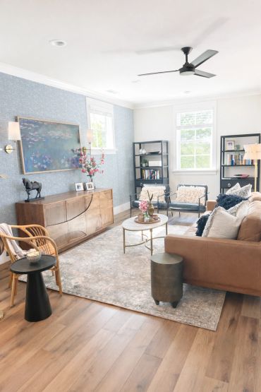 Bright and cozy living room with modern furniture and decor.