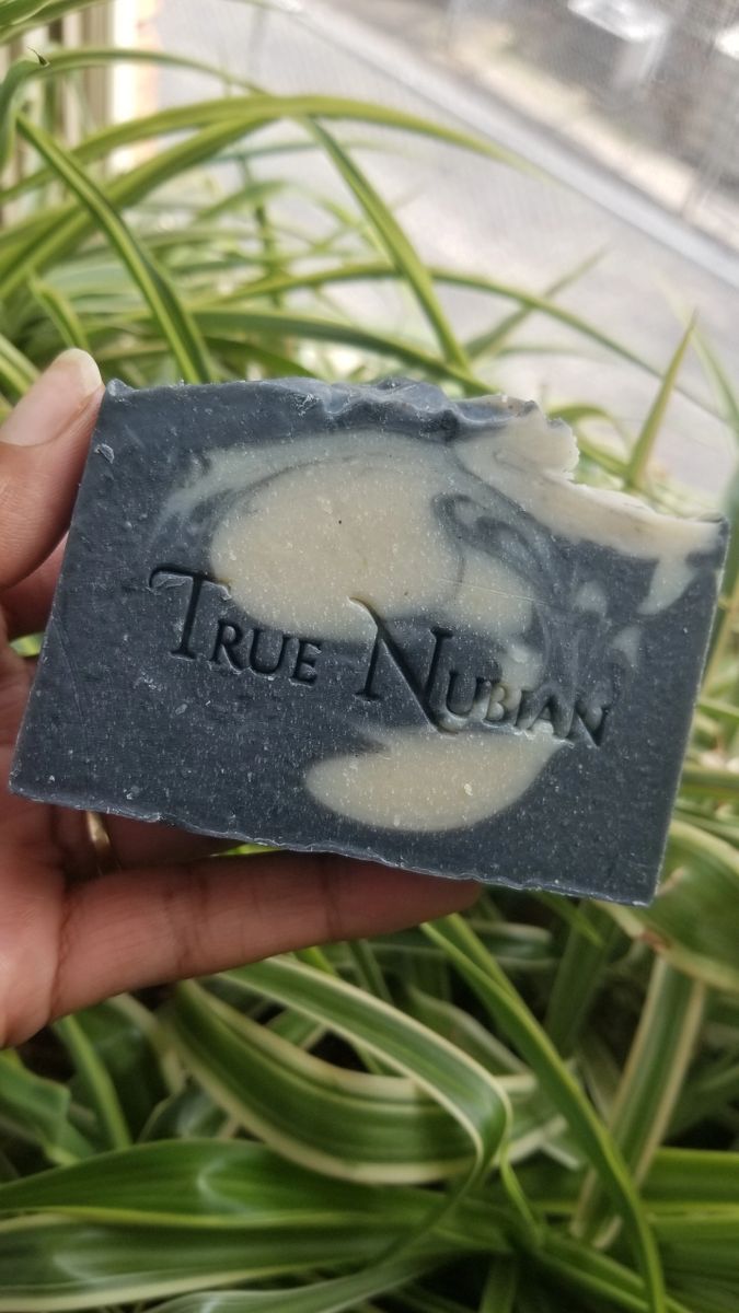 Activated Charcoal & Bentonite Clay Detox Bar