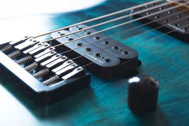IP Guitars - Icarus 6 - Hard Tail Bridge