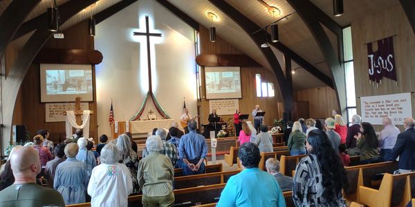 silverdale community church worship service sunday morning sanctuary wedding funeral memorial