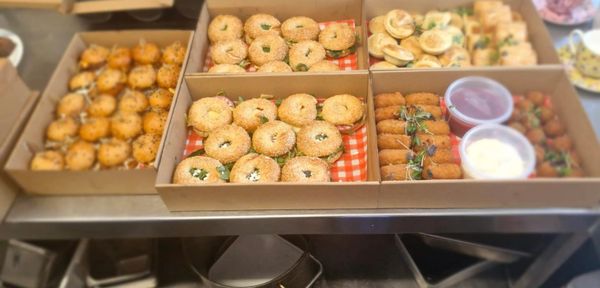Sliders, bagels and hot food