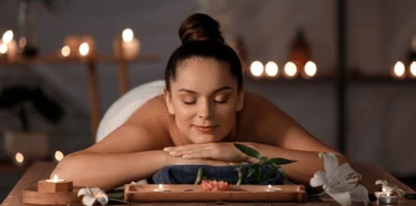 Reiki Healing

Reiki is a gentle yet powerful energy therapy that restores balance to the mind, body