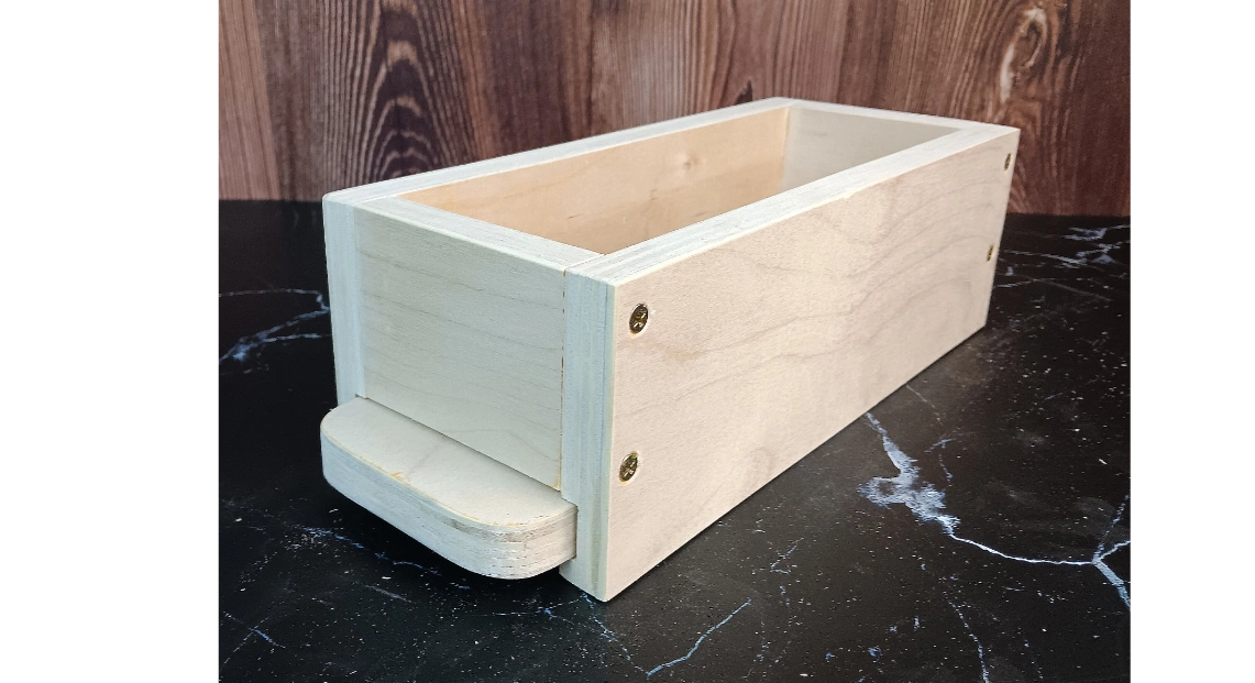 3 Pound Soap Mold With Sliding Bottom