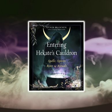 A Book of Shadows full of spells, rituals, offerings, correspondences and more focused on Hekate.