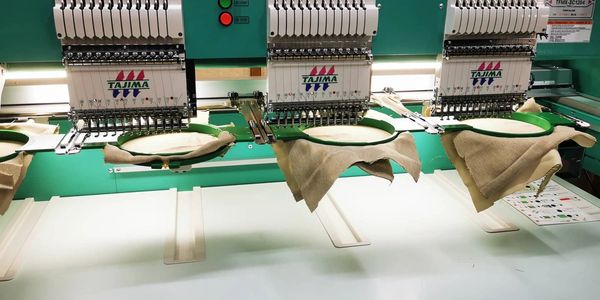 Custom Embroidery, Embroiderer