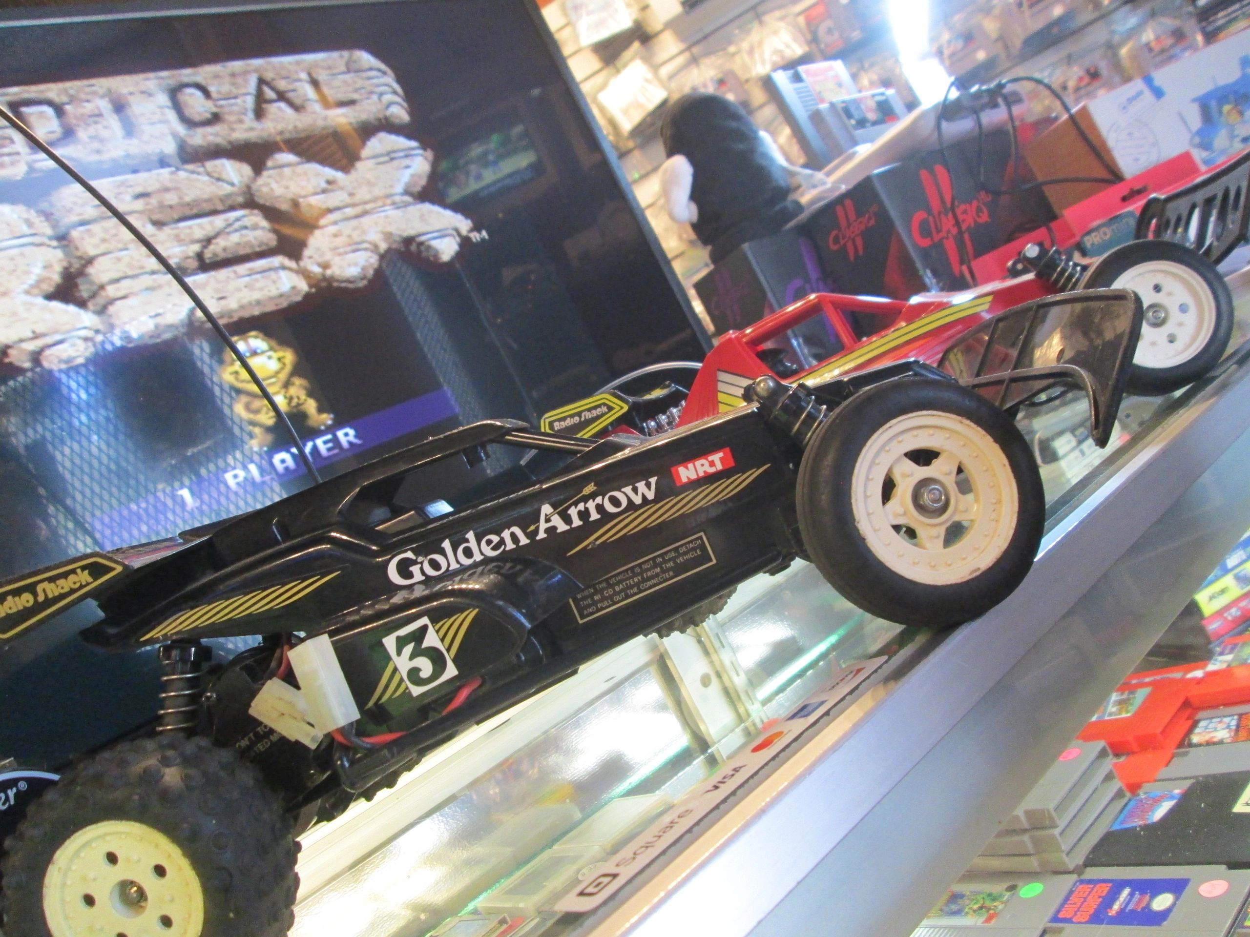 1987-radio-shack-golden-red-arrow-rc-buggy