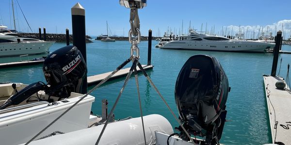 Tender lifting slings for boats and yachts. Lifting bridles custom made for lifting tender vessels. 