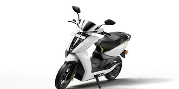 The Ather 450X is one of the most popular India electric scooters evlelo Launch
Price