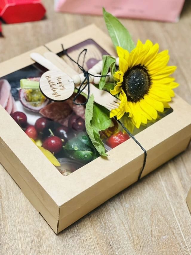 Soul Sister Grazing box for two