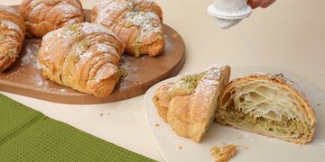 Pistachio Croissants 