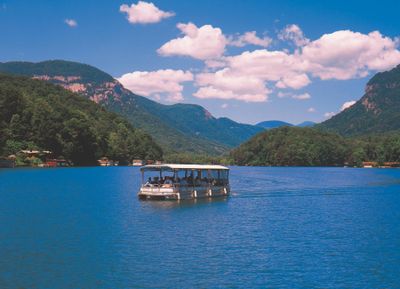 lake lure boat tours 2023