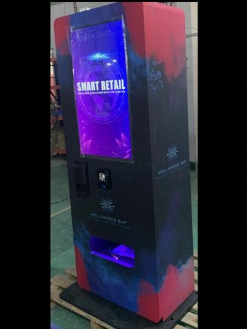 THE LARGE MACHINE CAN CARRY UP TO  28 PRODUCTS. IT HAS 7 ROWS WITH 4 LANES EACH DISPENSING 14 ITEMS