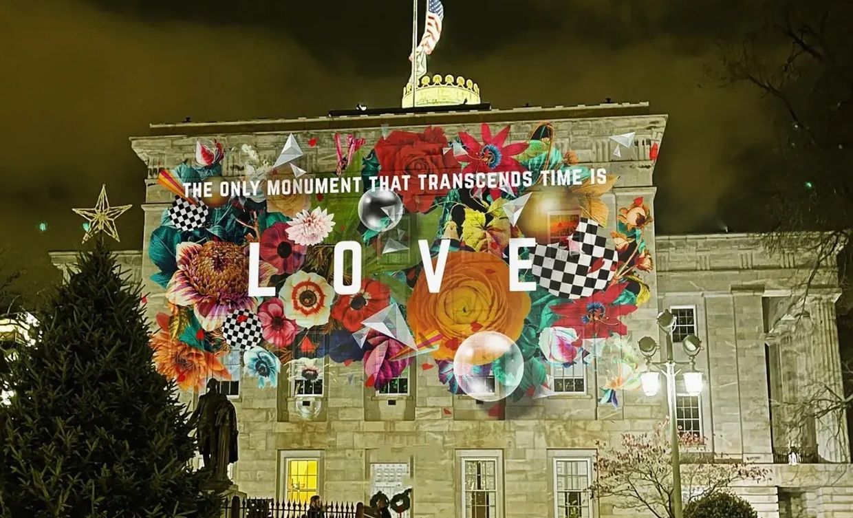 3D Projection mapping on the North Carolina State Capitol by artist Robin Vuchnich