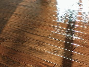 Bring your hardwood floors back to life with professional-grade cleaning and refinishing.
