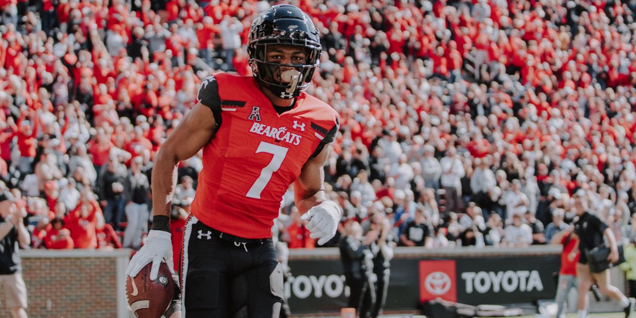 UC's Bryant wins 2021 Jim Thorpe Award as nation's top defensive back