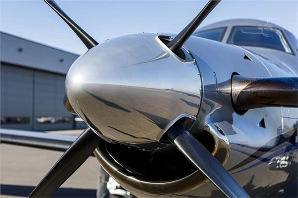 Aircraft rental/Location avion privé