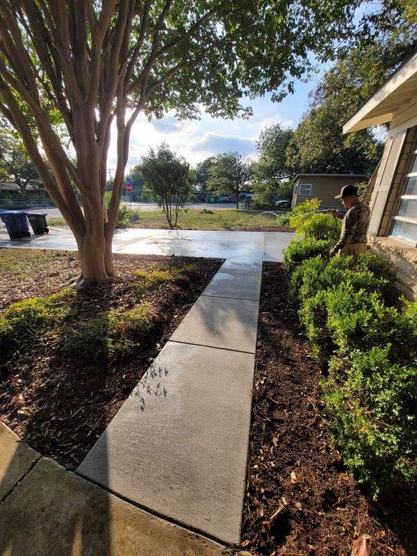 New Concrete Driveway & Walkway