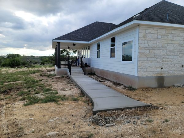 concrete walkway installation in boerne texas
