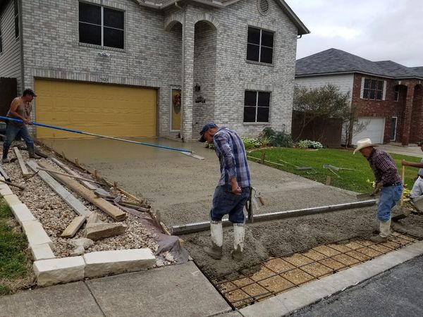 driveway replacement installation concrete finishing