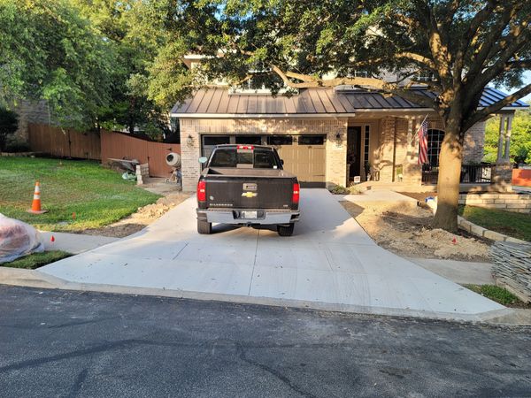 esquivel concrete driveway install san antonio texas