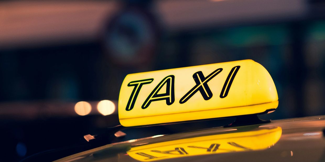 Taxi sign 
