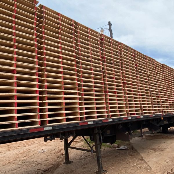 pallets on trailer