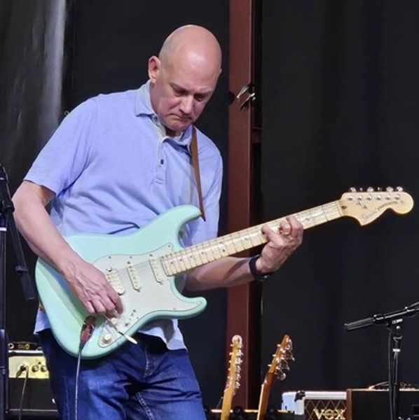 Greg Pullen (Guitar/Vocals)