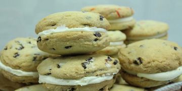 Giant cookie sandwiches