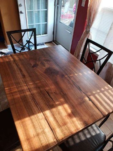 Cotton walnut table,  top view