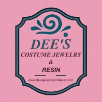 Dee's Costume Jewelry & Resin