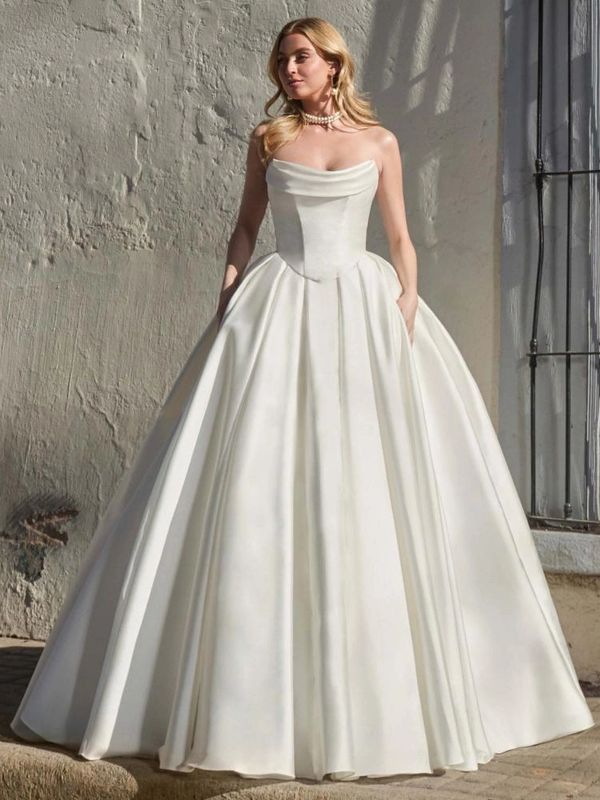 L'Amour wedding gown