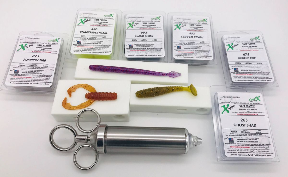 INJEX Petite BASS Lure Making Kit - 3 Soft Plastic Injection Fishing Lure  MOLDS Injector 6 Resin Colors - FusionX Fishing : : Sports,  Fitness & Outdoors