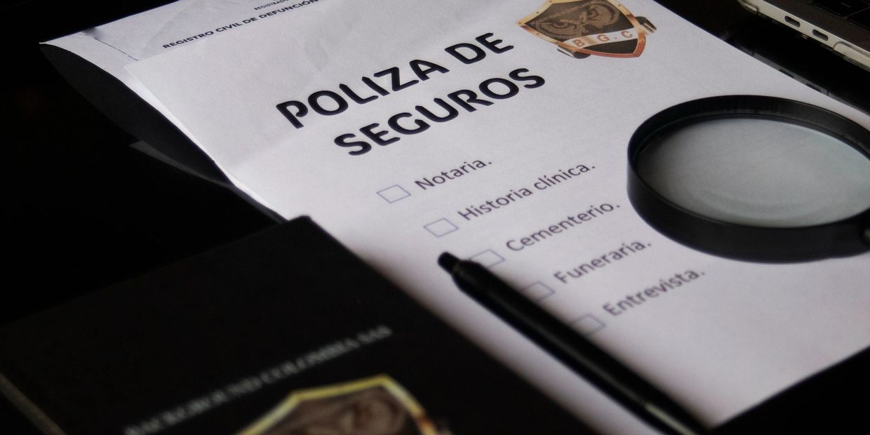 Insurance fraud Detective
insurance fraud investigator 
professional investigator Colombia 