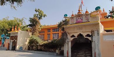 Jaunpur ashram and temple of Sri Neem Karoli Baba, New Delhi 