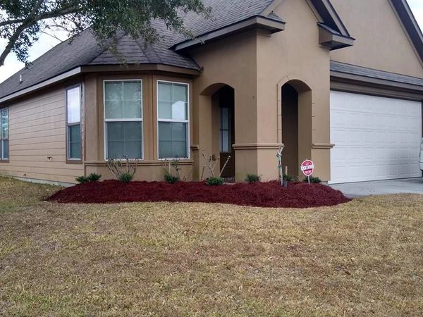Customized landscape design plans that reflect your personal style.