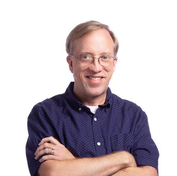 Meet Scott! I have worked in television news for over 30 years. I have even won an Emmy award!