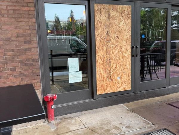 Emergency Commercial door board up